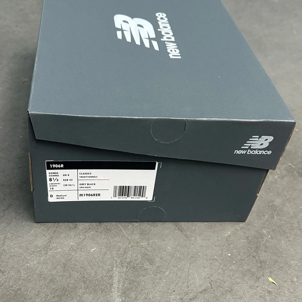 New Balance 1960R Metallic Silver and Black Shoes - Picture 3 of 3